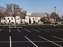 Выравнивание поверхностей парковочных площадок и автостоянок